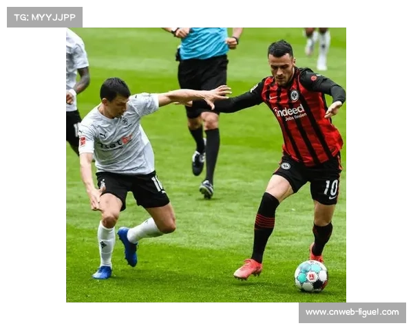 斯图加特1-0法兰克福，霍内斯战术调整制胜